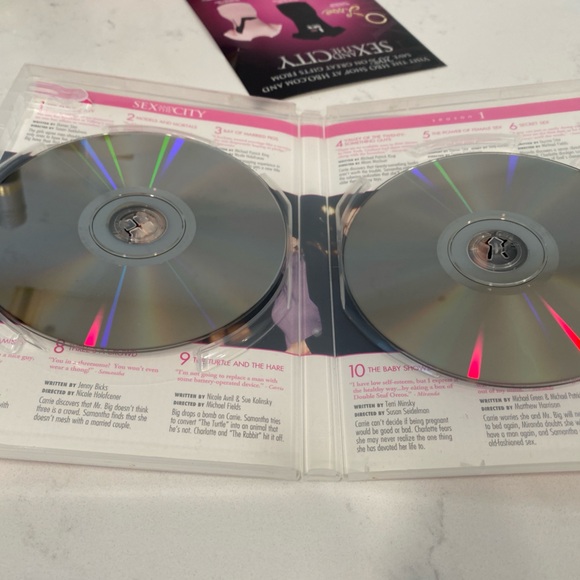 Sex and the City DVDs | Season 1, 2, 4, 5, and 6 part II - Picture 4 of 11
